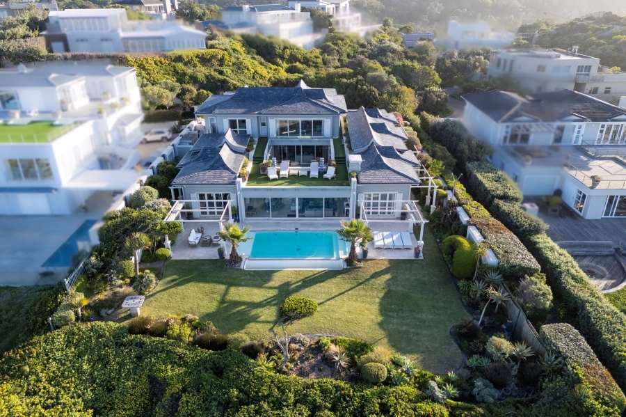 5 Bedroom Property for Sale in Whale Rock Beach Western Cape